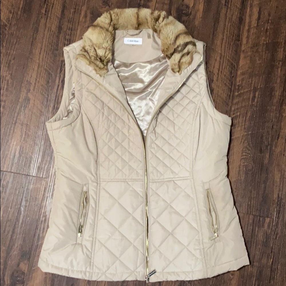 Calvin Klein Puff Cream Vest